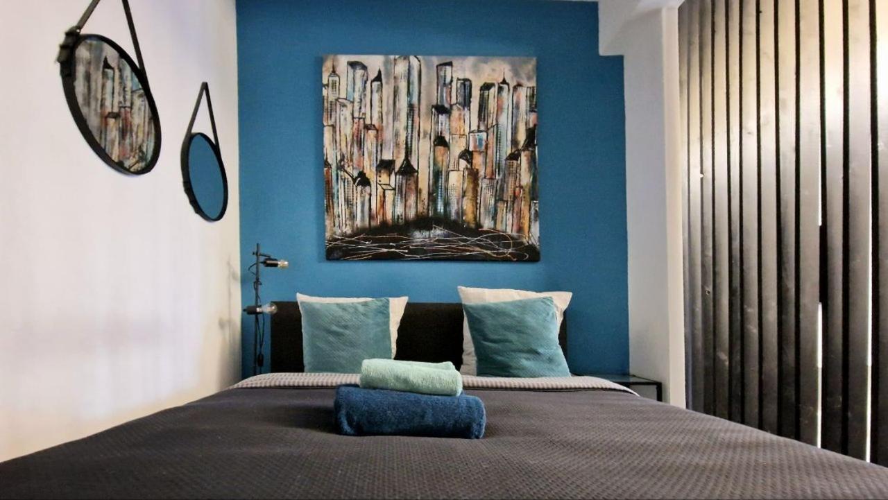Opera Apartment